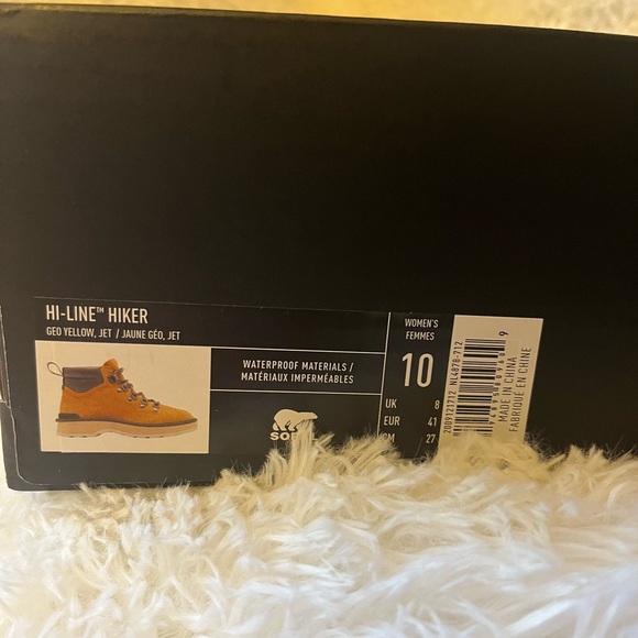 NWT Sorel Hi-Line Hiker Boots - Picture 6 of 12